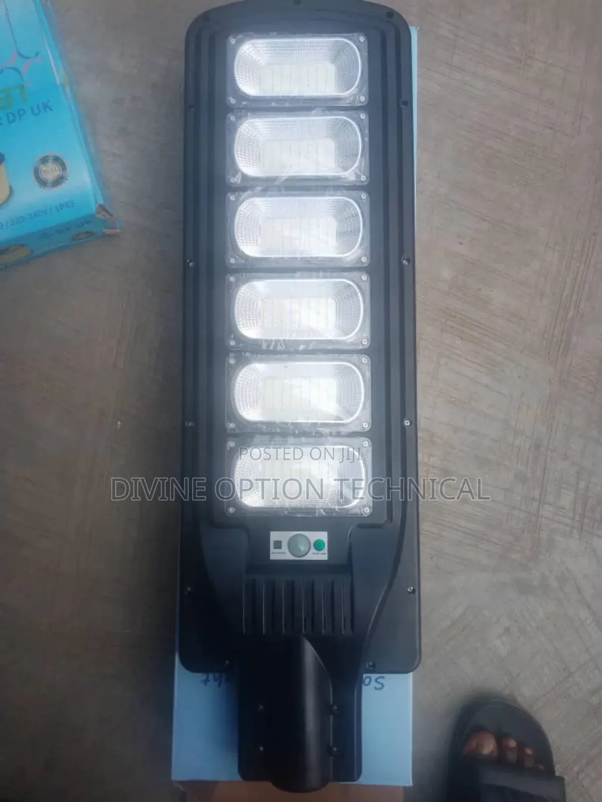 300watts Solar Street Light