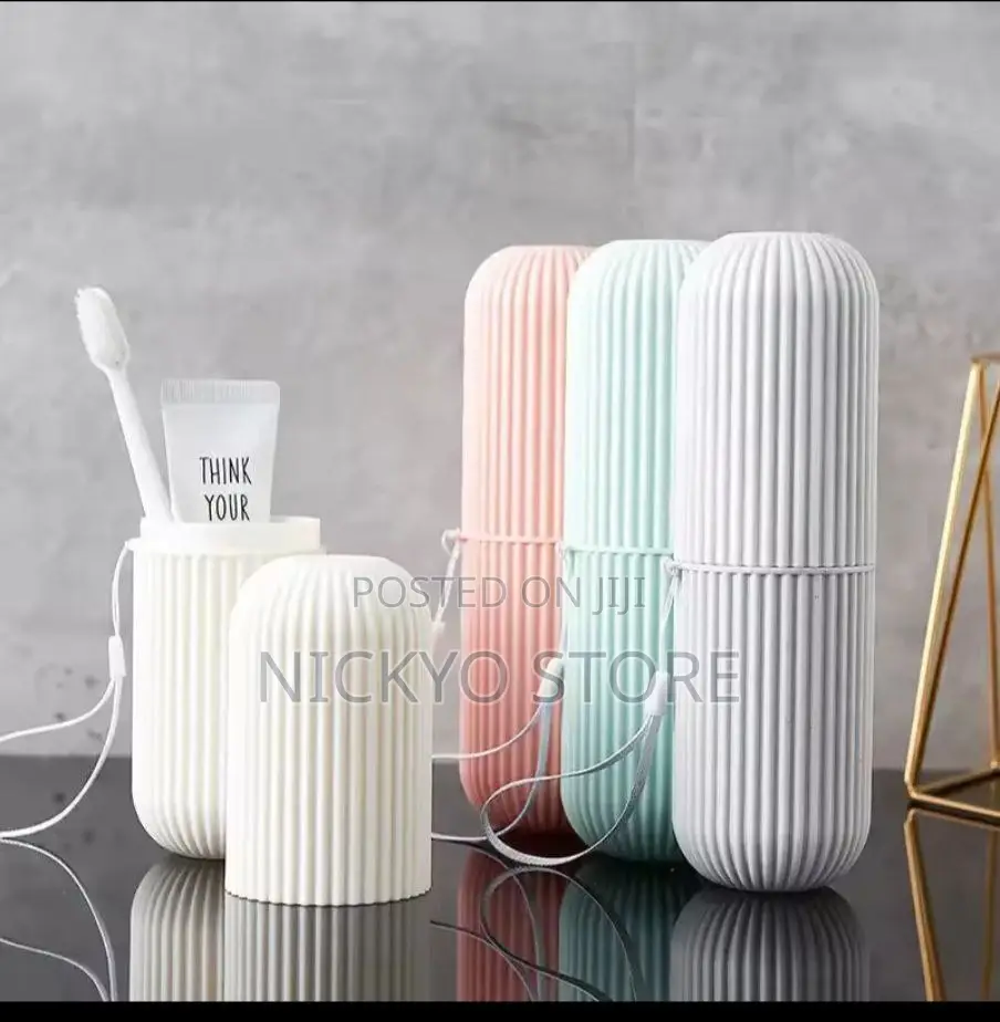 Travel Toothbrush Storage Cup – 2-in-1 Toothbrush Holder