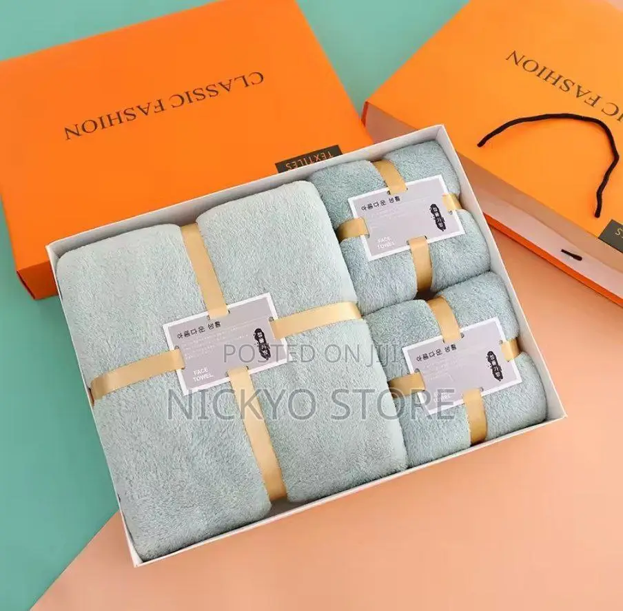 Luxury 3-Piece Towel Gift Set – Soft Elegant