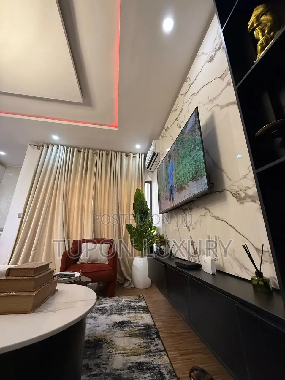 Luxury 1bedroom With Pool and Snooker