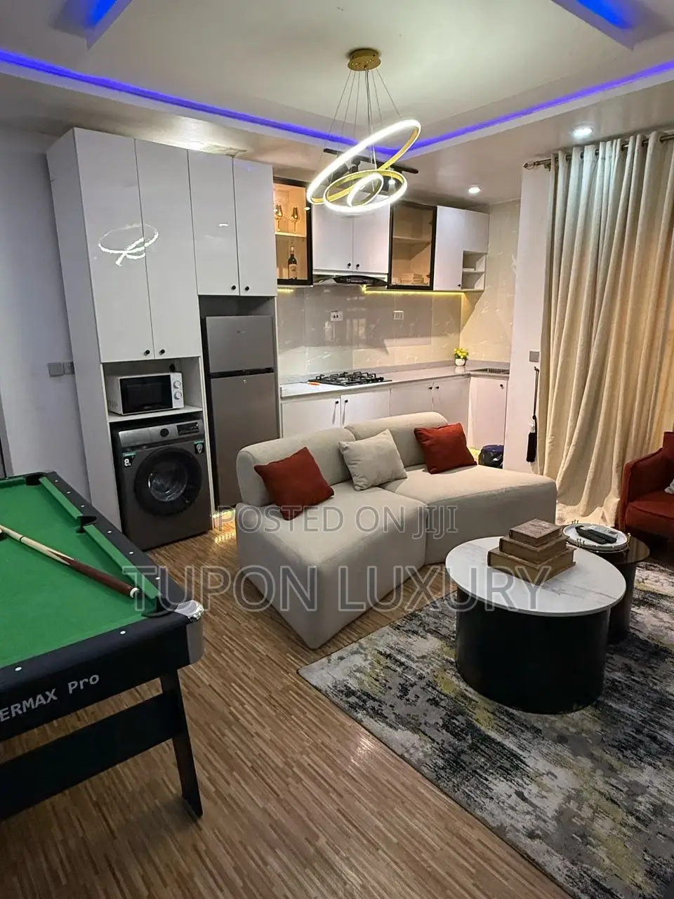 Luxury 1bedroom With Pool and Snooker