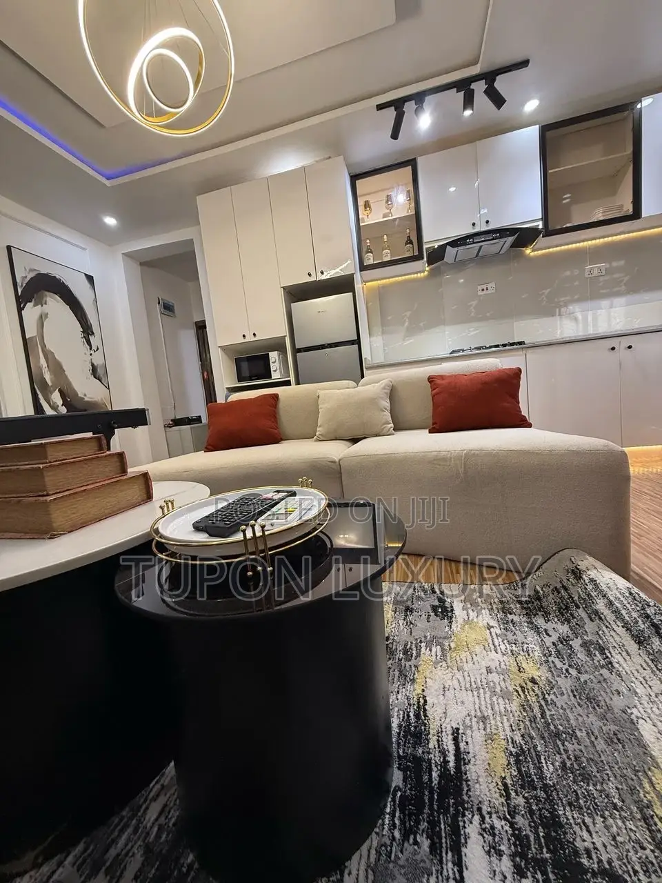 Luxury 1bedroom With Pool and Snooker
