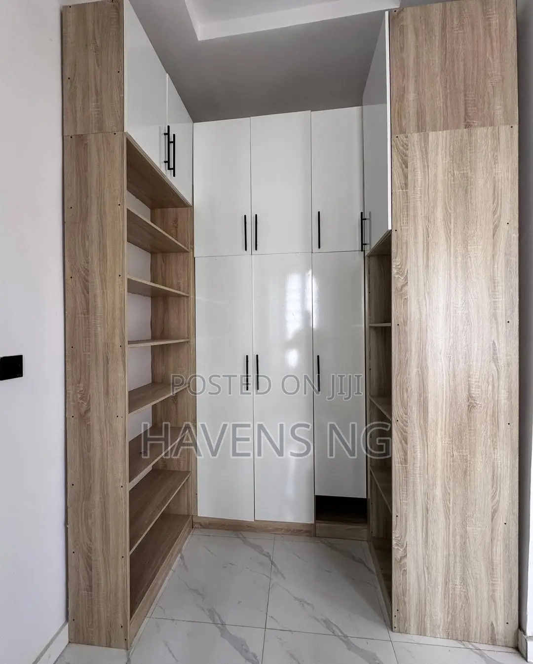5bdrm Duplex in Ado / Ajah for sale