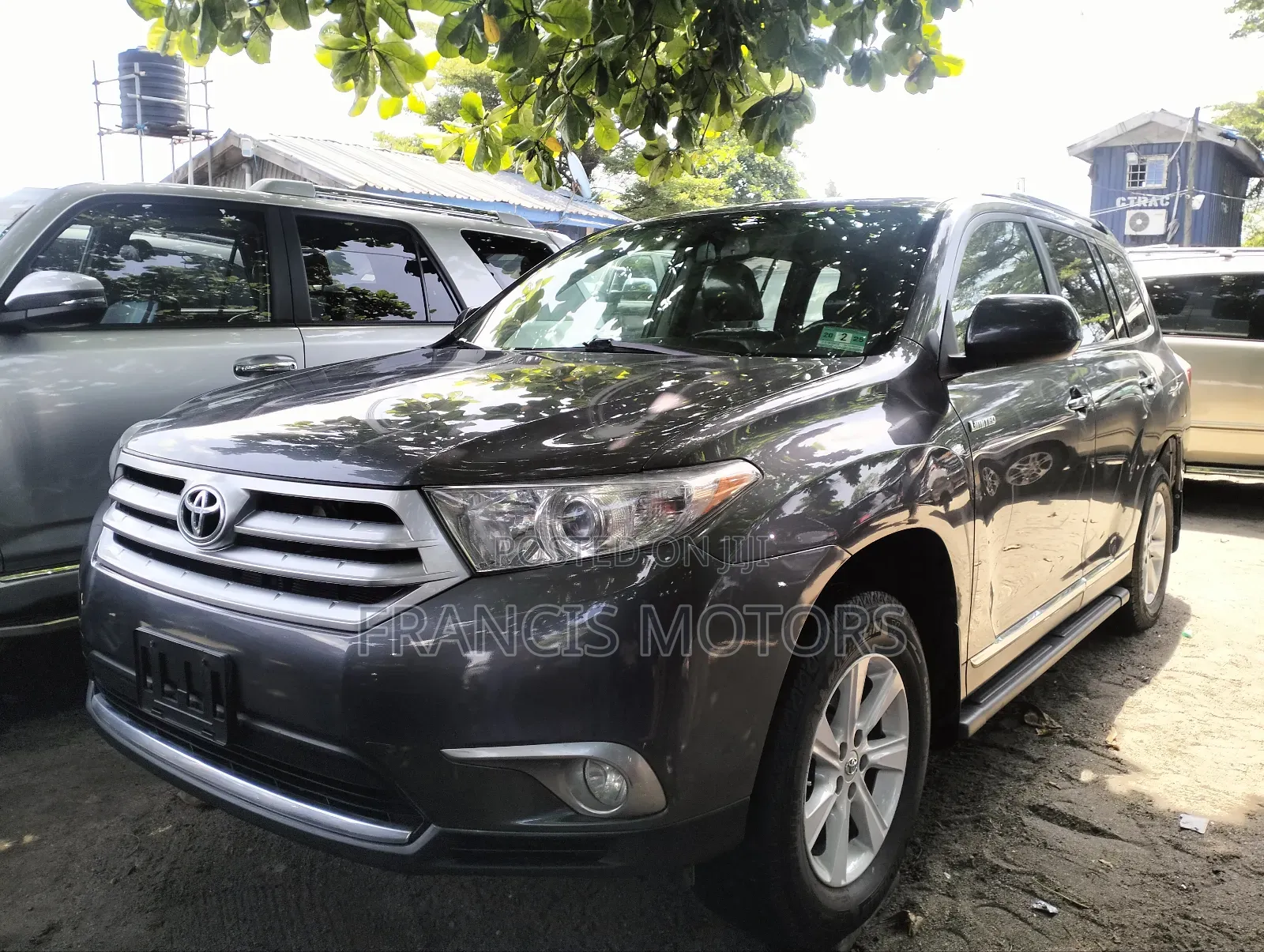 Toyota Highlander 3.5L 4WD 2013 Gray