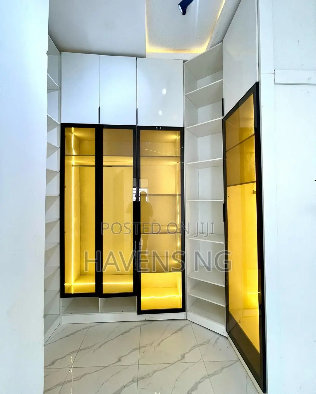 4bdrm Duplex in Ikota for sale