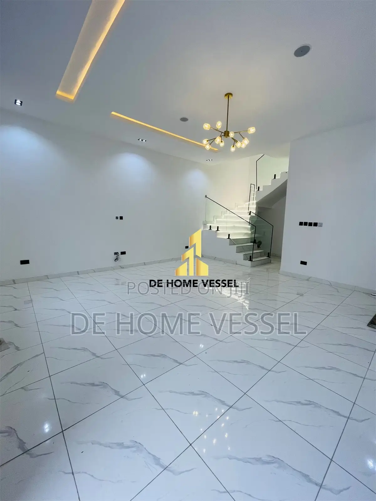 4bdrm Duplex in Ikota for sale