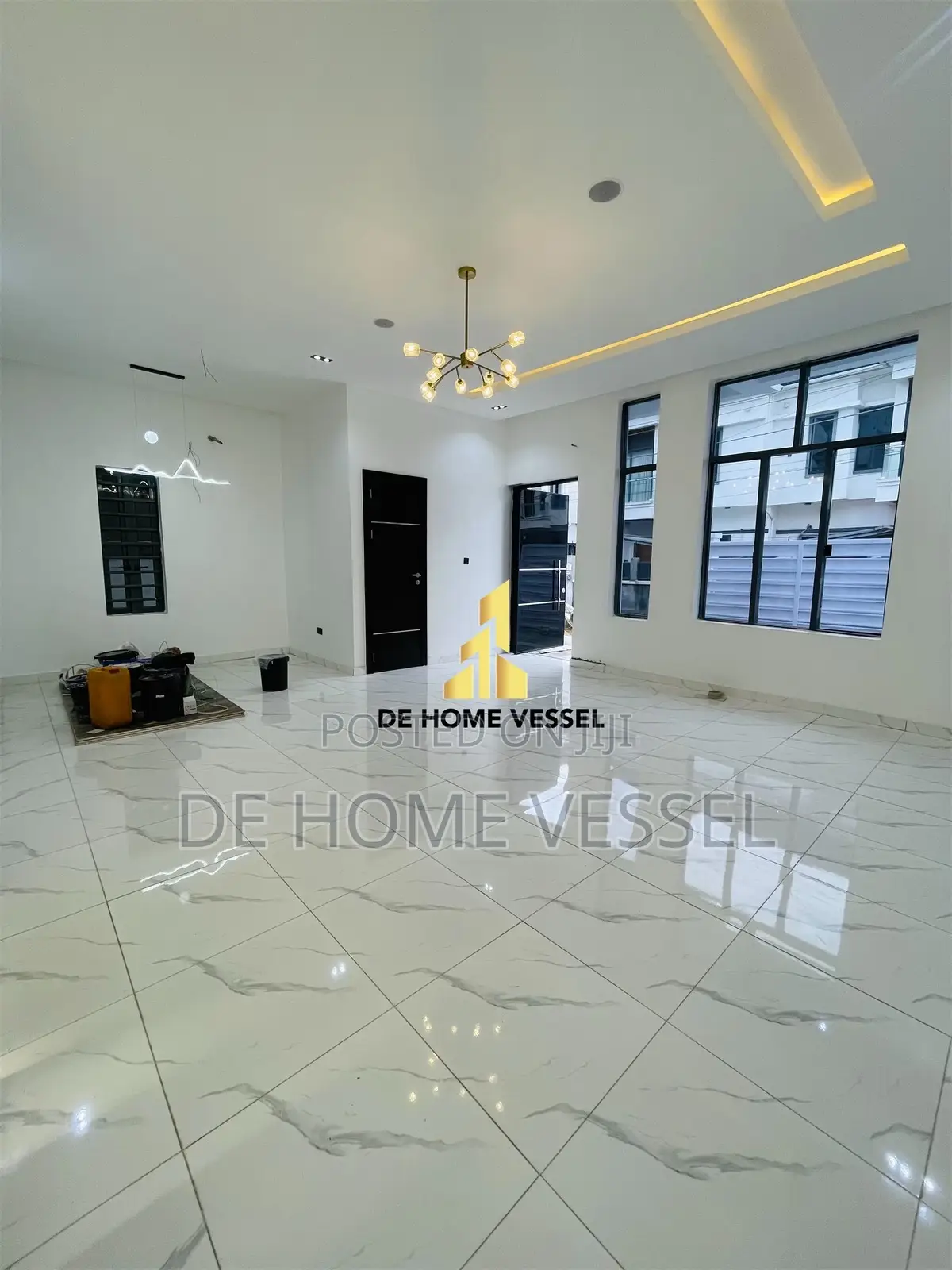 4bdrm Duplex in Ikota for sale