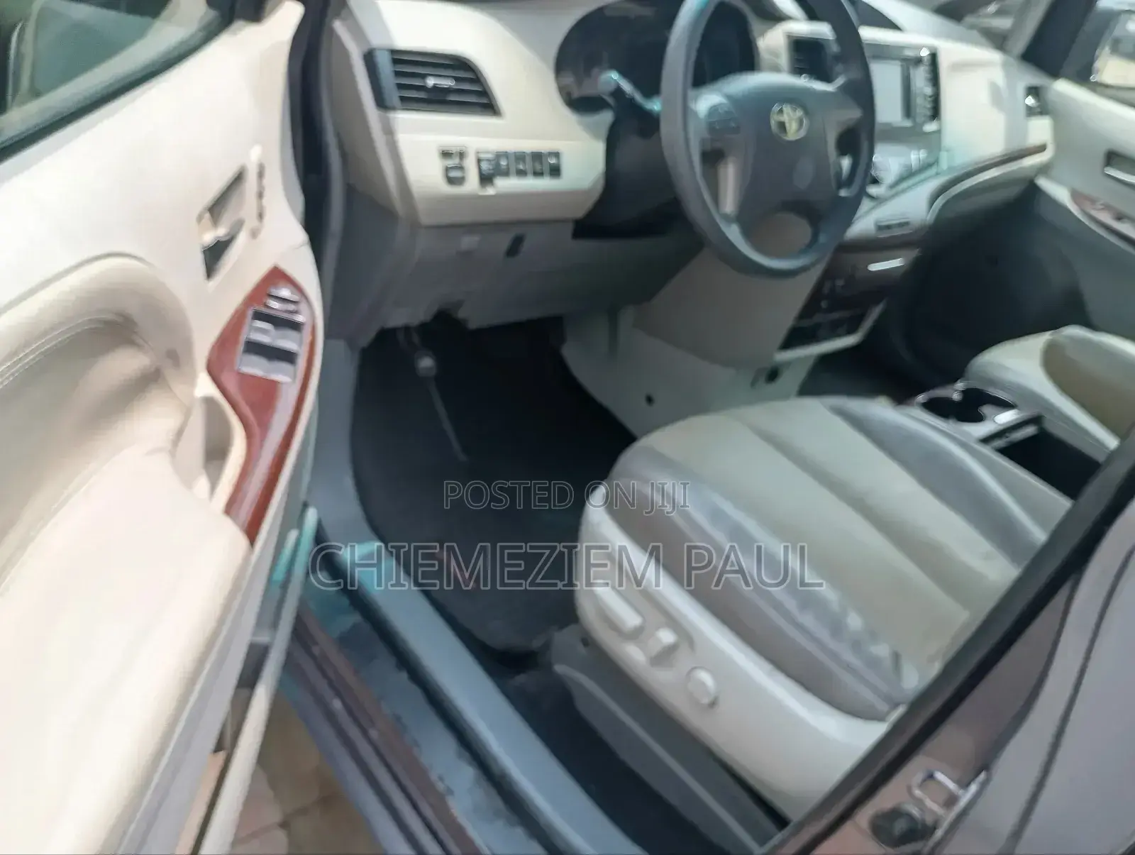 Toyota Sienna Limited AWD 7-Passenger 2013 Gray
