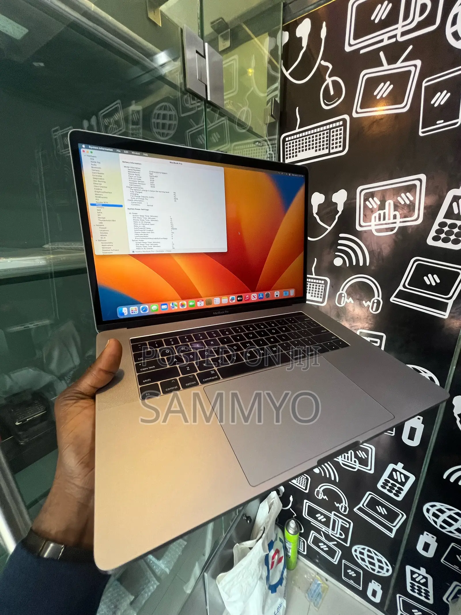 Laptop Apple MacBook Pro 2017 16GB Intel Core i7 SSD 512GB