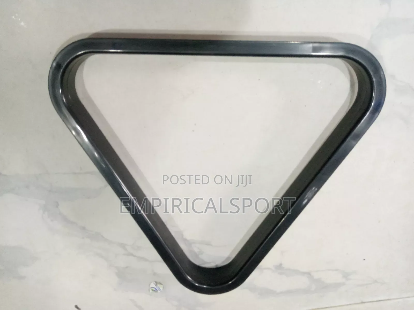 Trianglar Rack