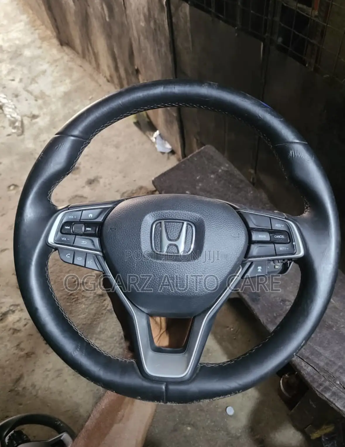 Steering Wheel Honda Accord 2018 / 2020 Available