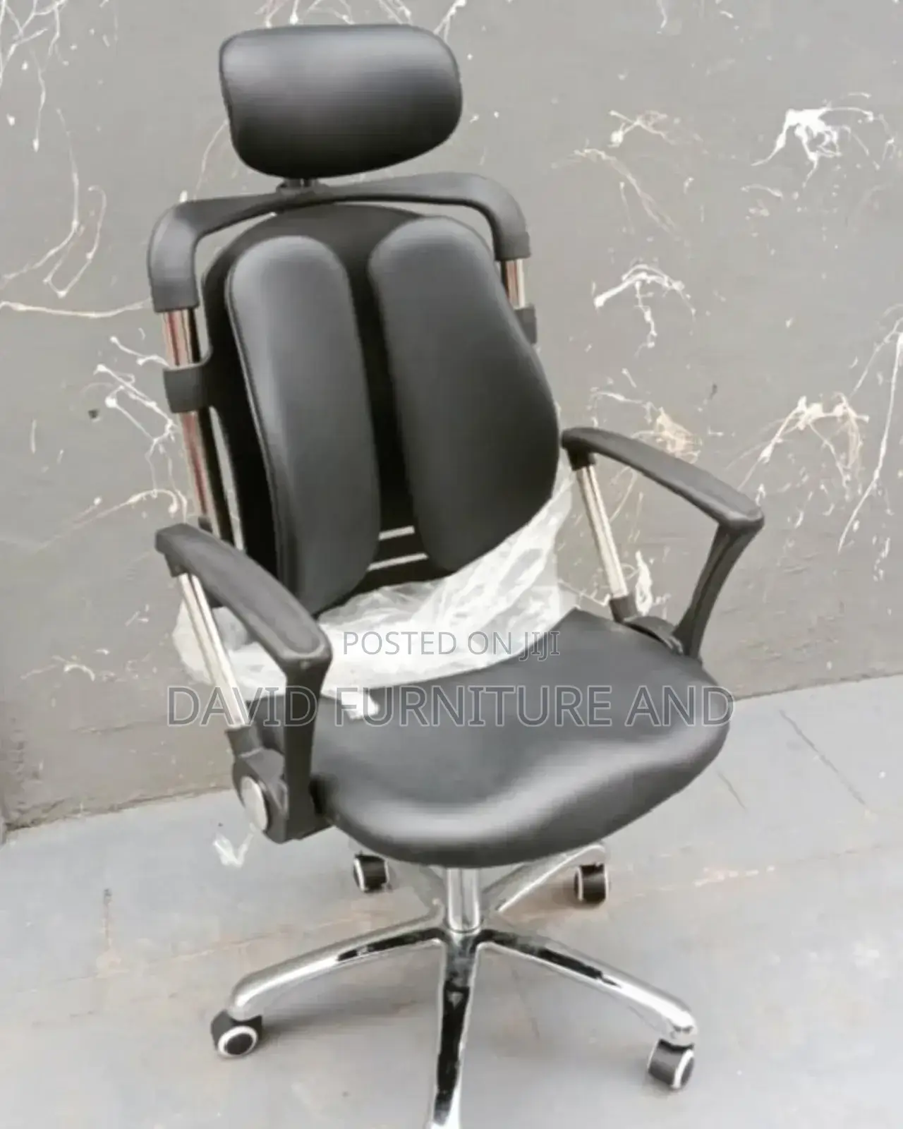 Swivel Office Chair (Kidney Shape)