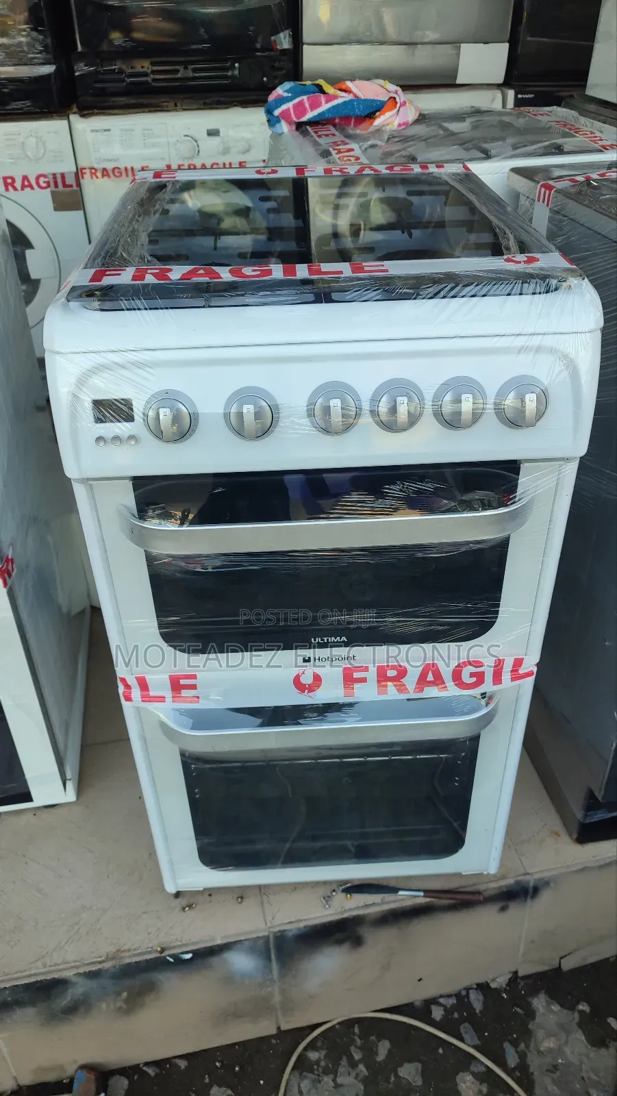 Uk Used Hotpoint 50by60 4burner Gas Cooker/Double Oven/Grill