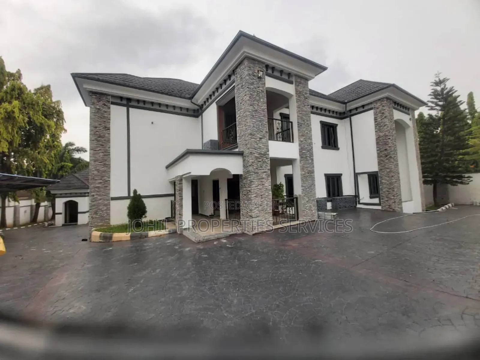 Furnished 6bdrm Duplex in Maitama for sale