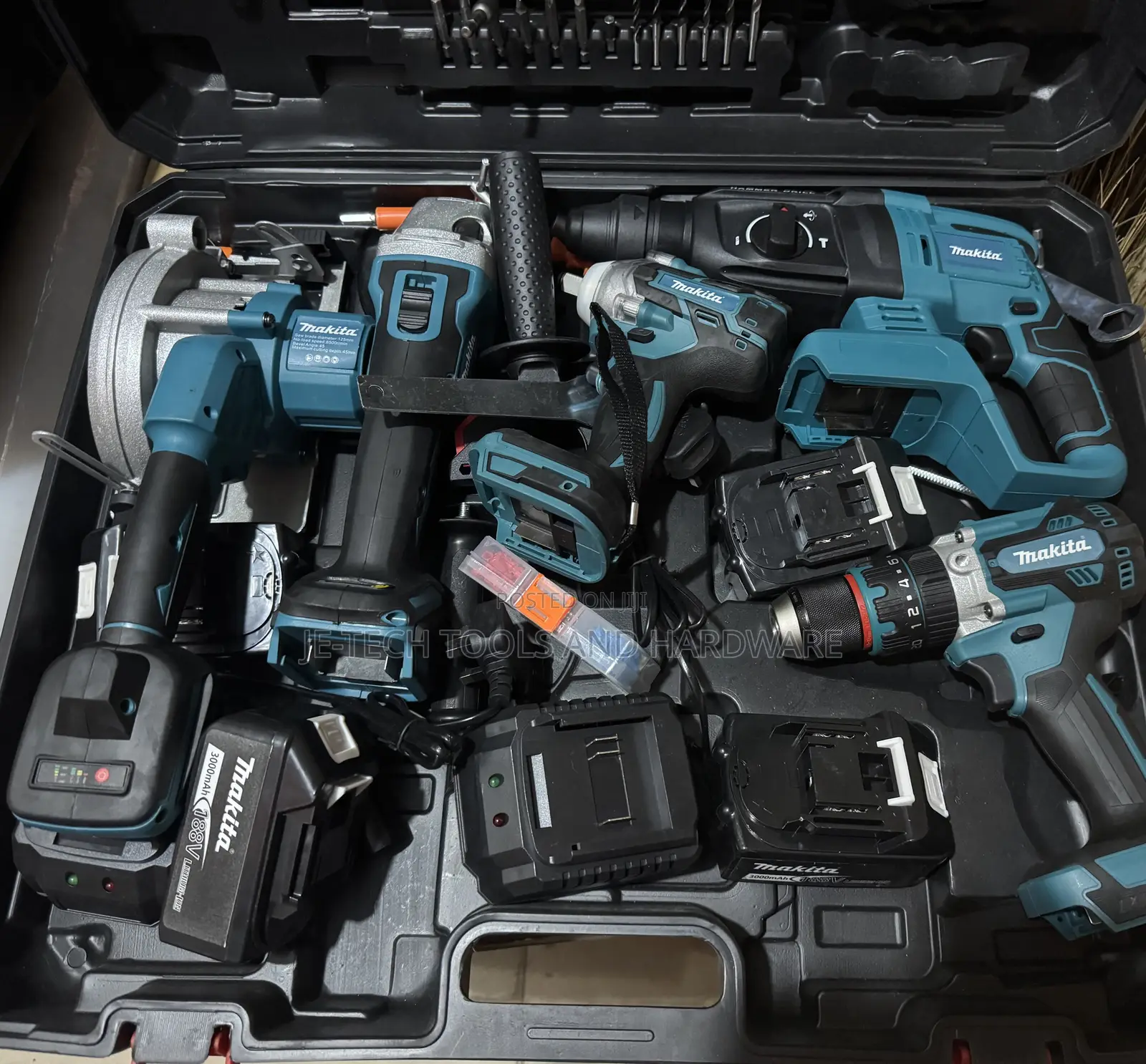 Makita 5n1 Cordless Power Tools Set