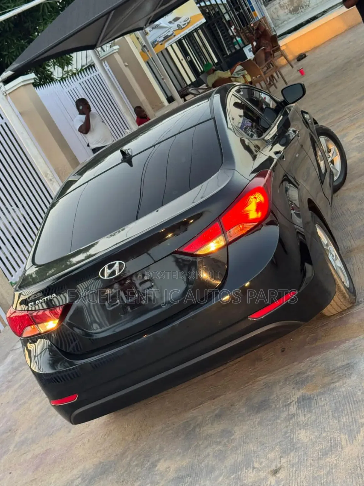 Hyundai Elantra SE 4dr Sedan (1.8L 4cyl 6A) 2014 Black