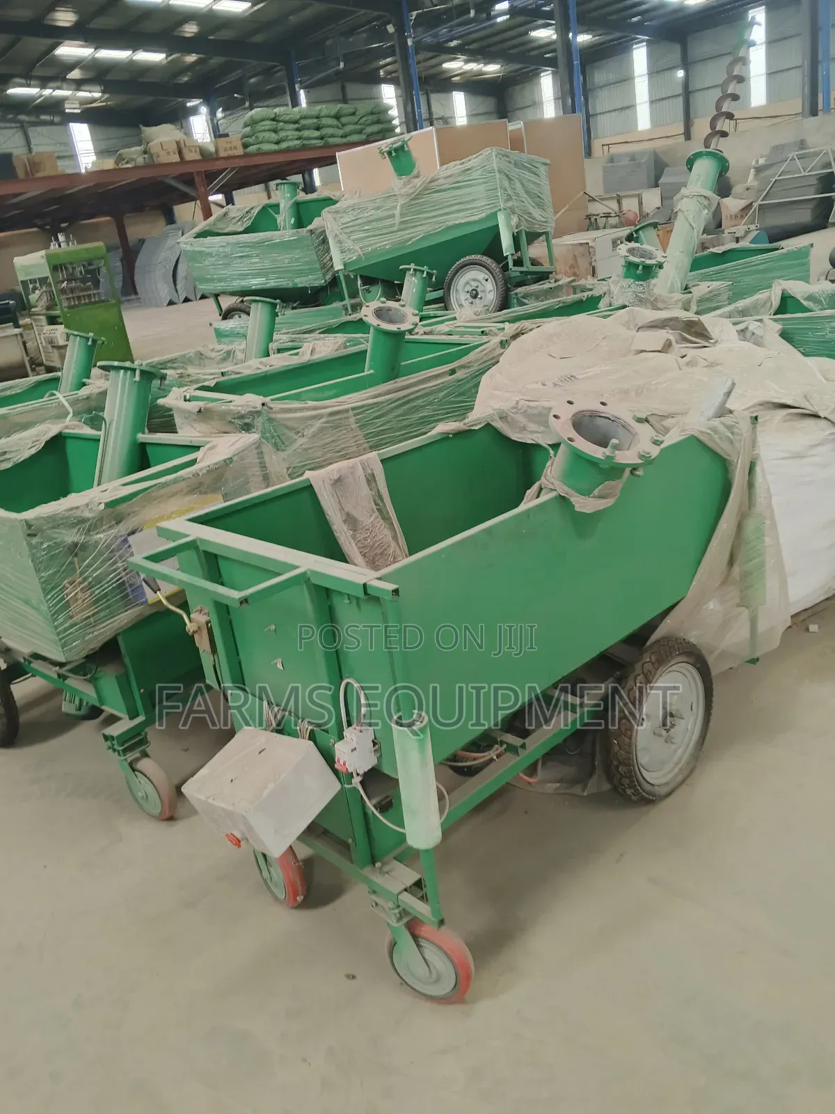Poultry Feeding Trolley