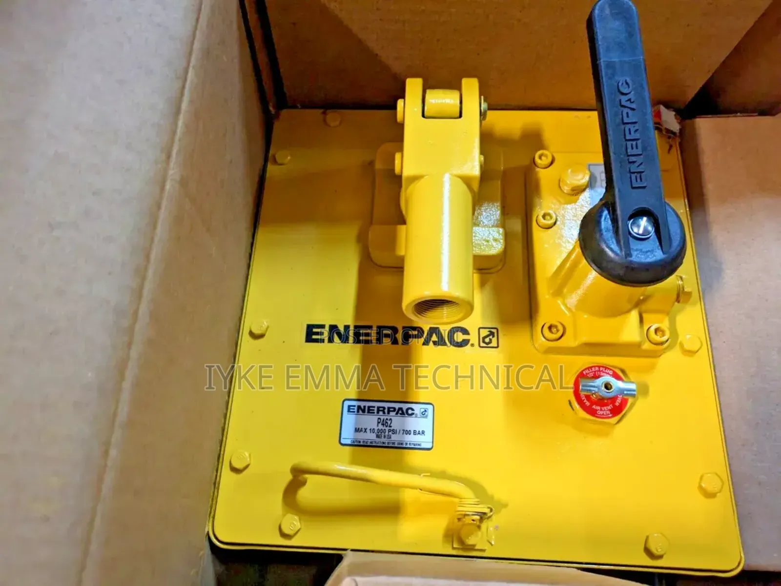 Enerpac P462 Two Speed Ultima Steel Hydraulic Hand Pump
