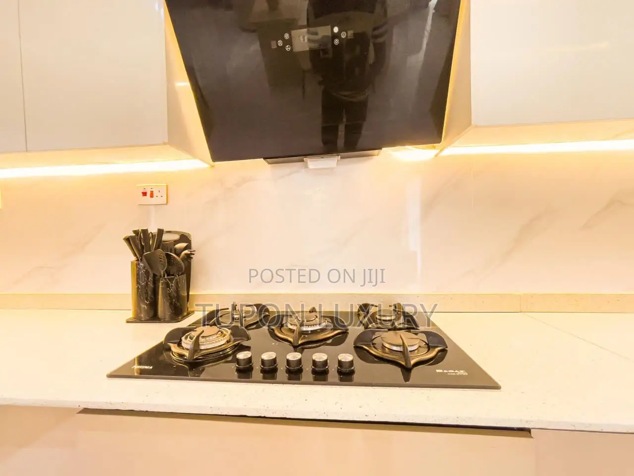 2 Bedroom Penthouse With Pool, Ps5 and Snooker