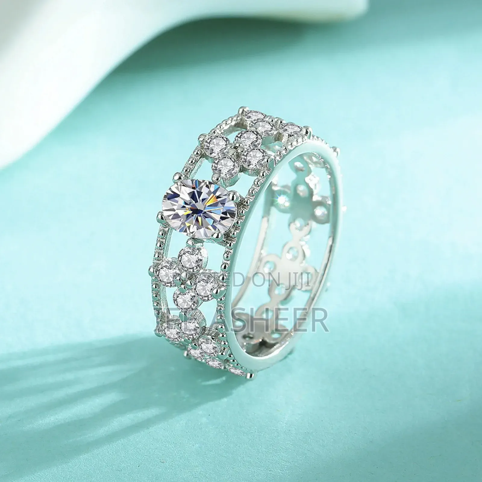 Ladies Proposal Mossanite Diamond Stone Premium Ring