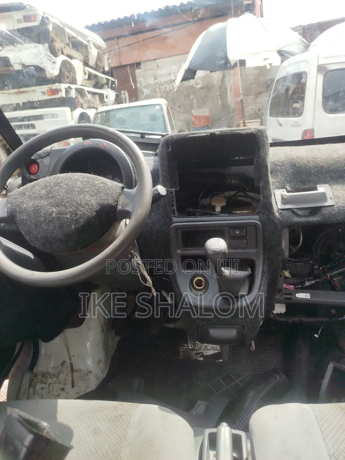 Daihatsu Hijet 2010 White