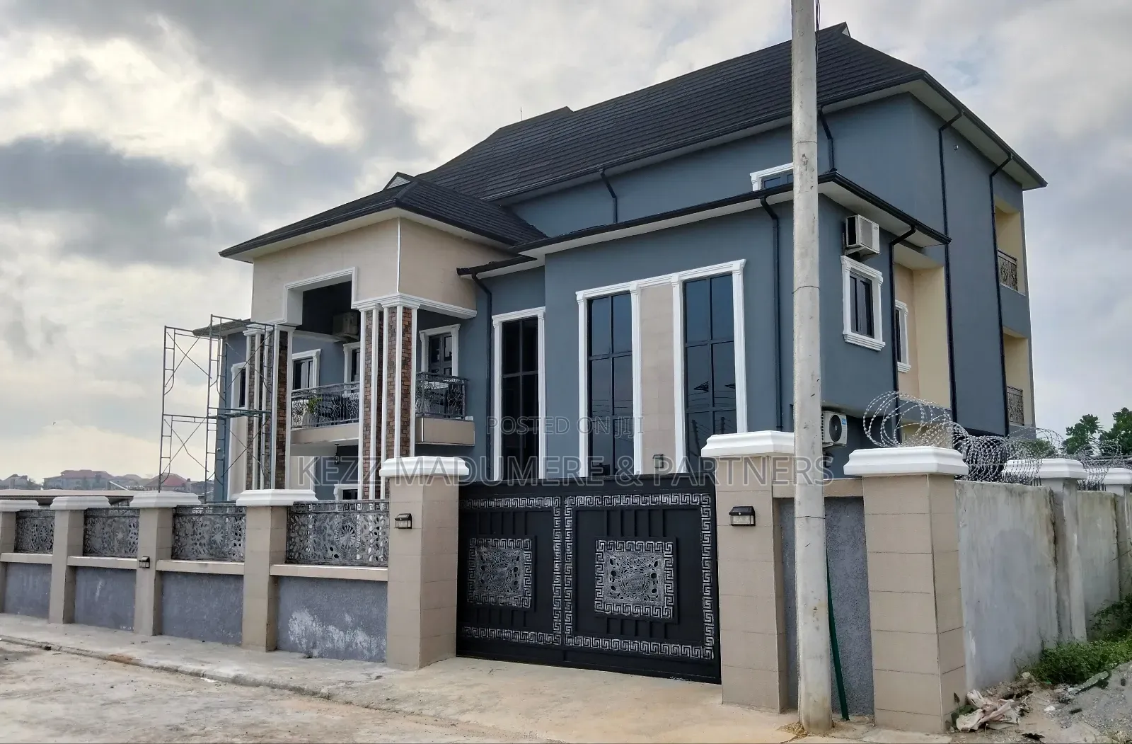 Furnished 4bdrm Duplex in Nafbase Harmony Ext, for sale