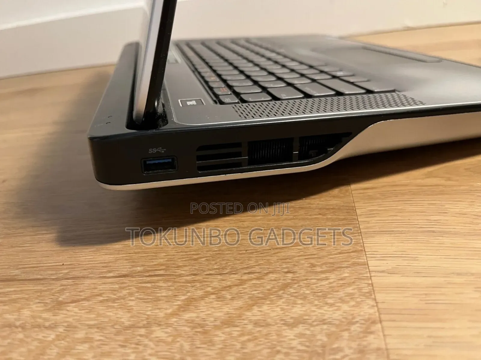 Laptop Dell XPS 15 (L502X) 8GB Intel Core I7 HDD 1T