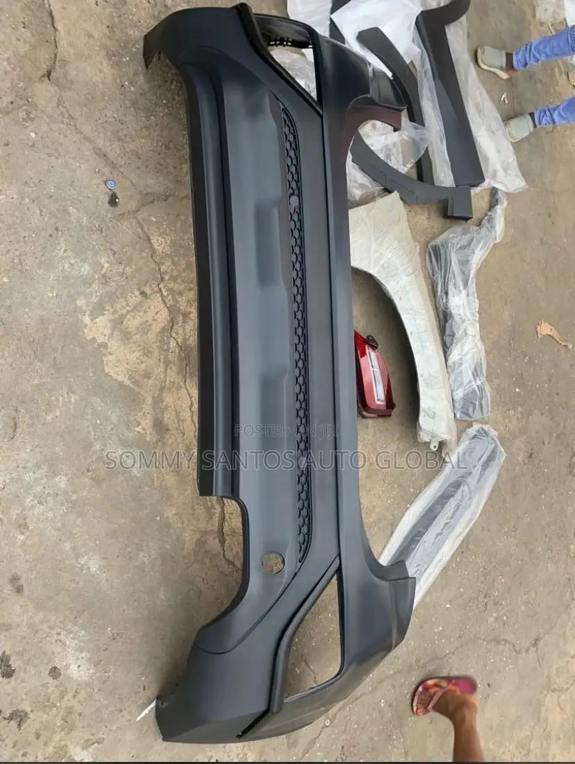 Complete Back Bumper Hyundai Santafe 2019 Available