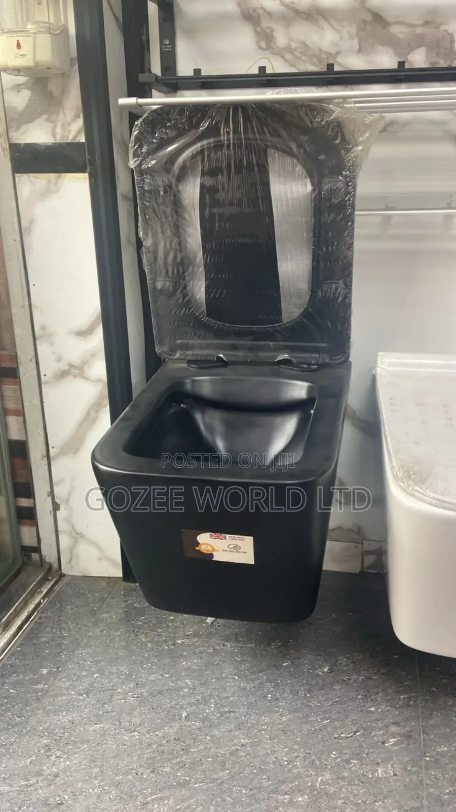 Black Conceal Wc