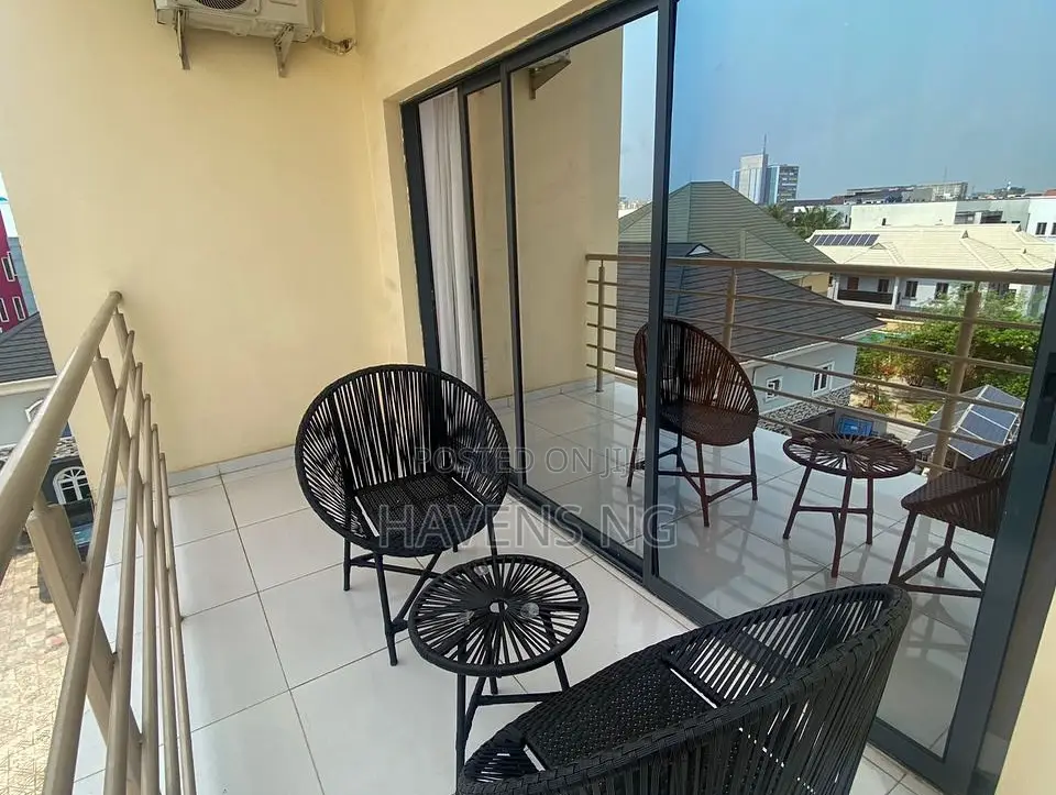 Elegant 2-Bedroom Shortlet Apartment