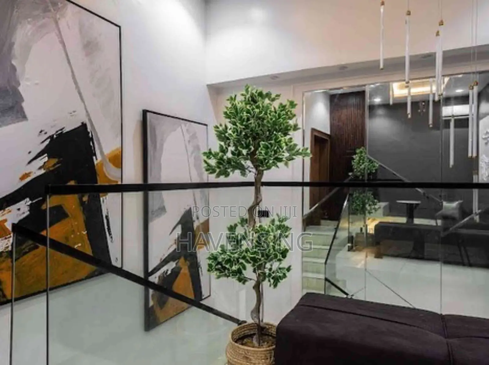 Luxe 2-Bedroom Duplex Apartment