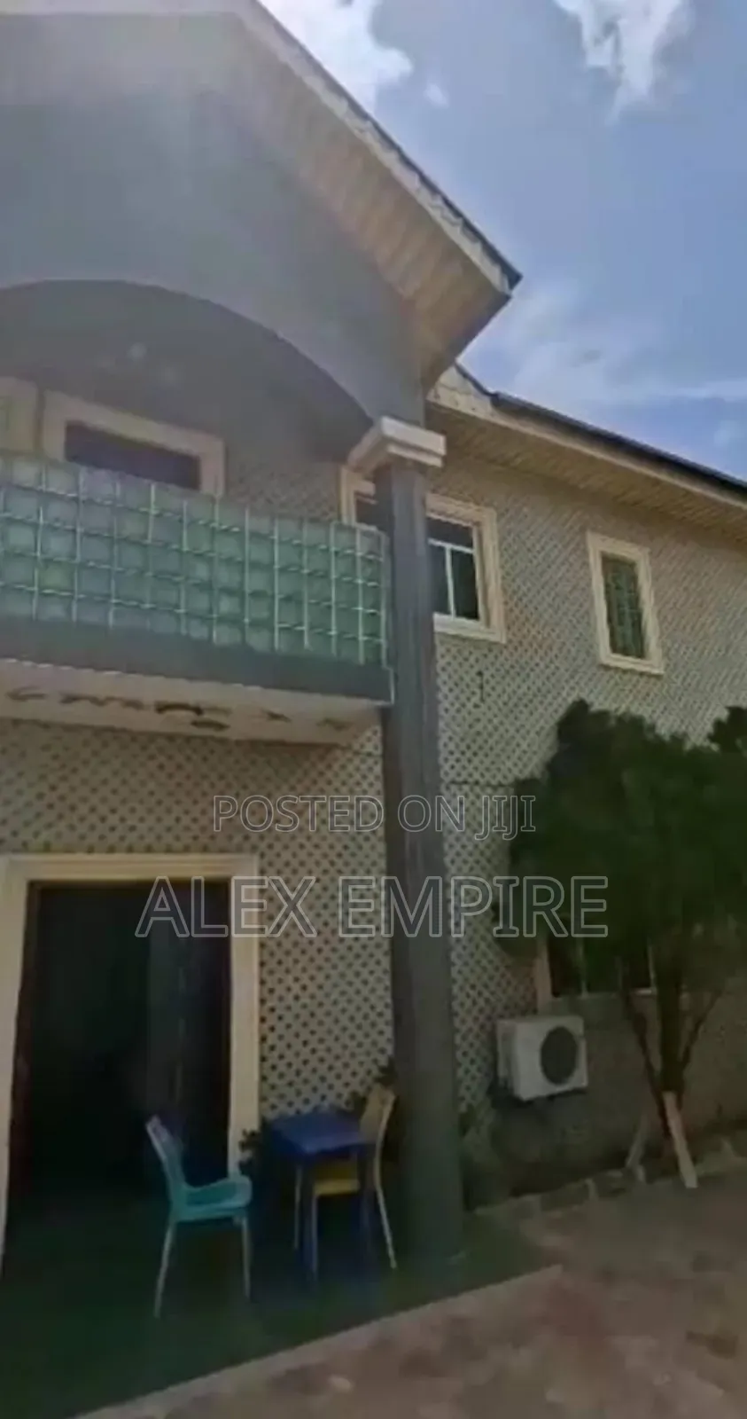 5bdrm Duplex in Ago Palace for sale