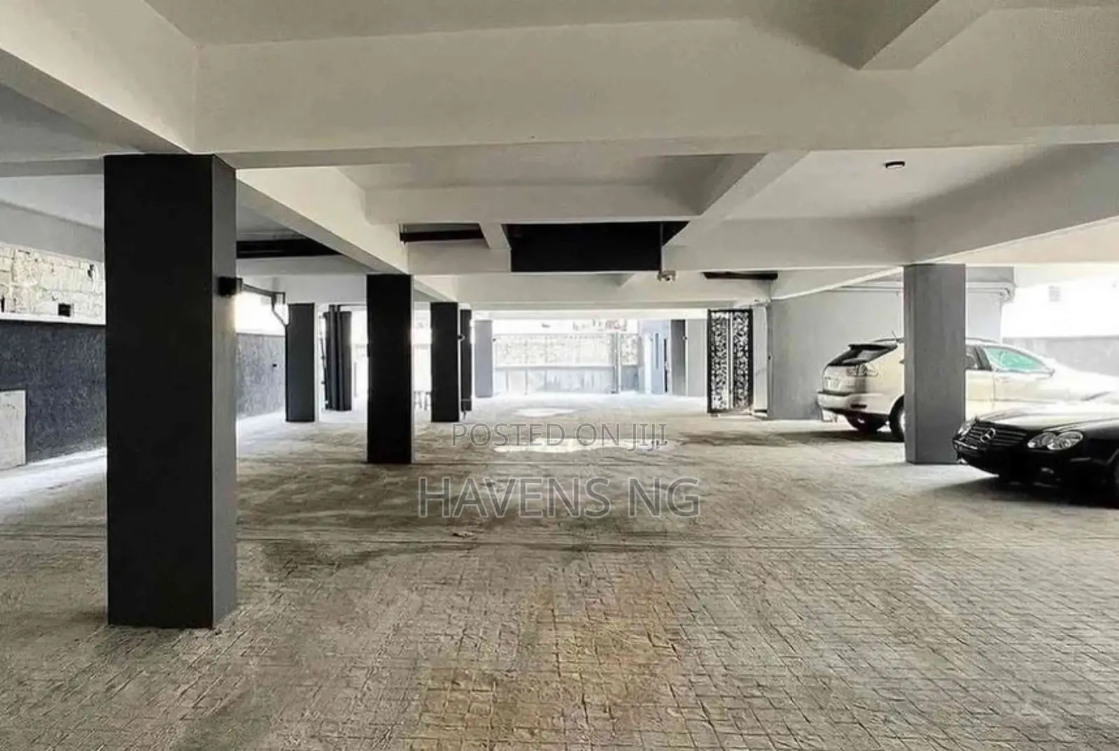 1-Bedroom Luxury Apartment