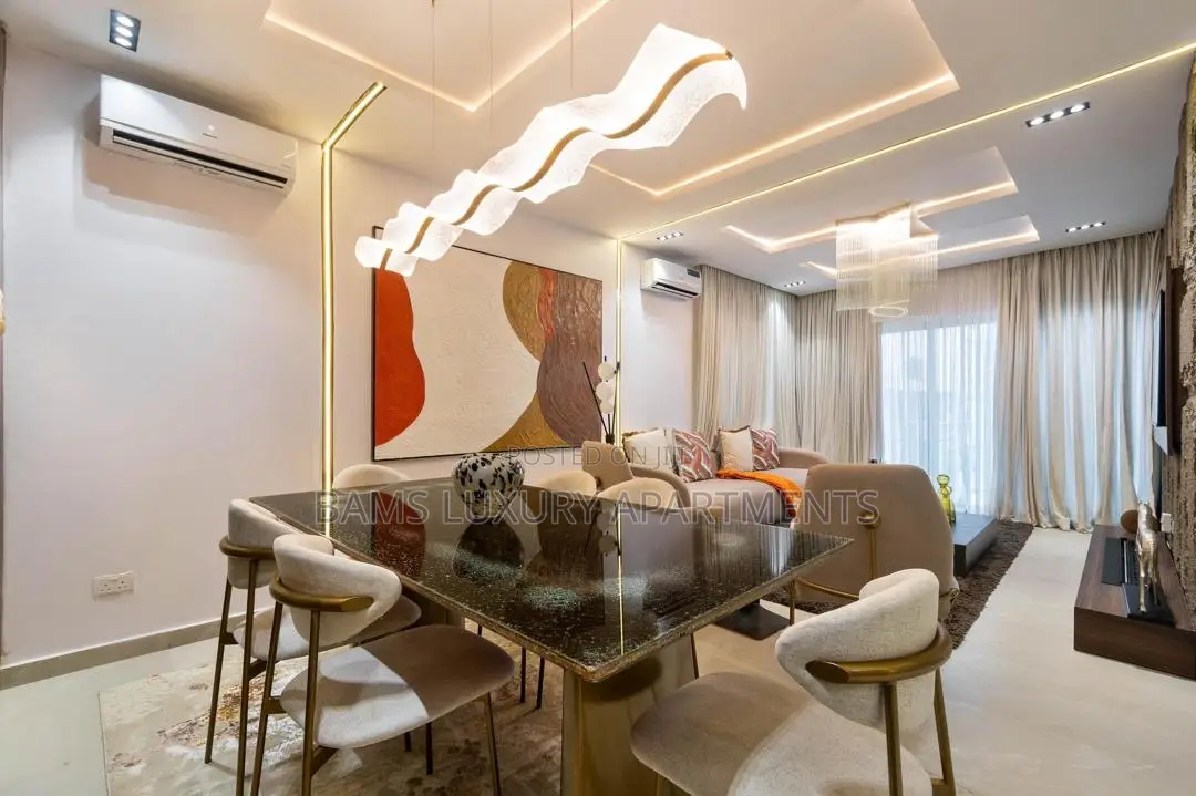 Luxurious and Unique 5/4bedroom in Lekki Phase 1
