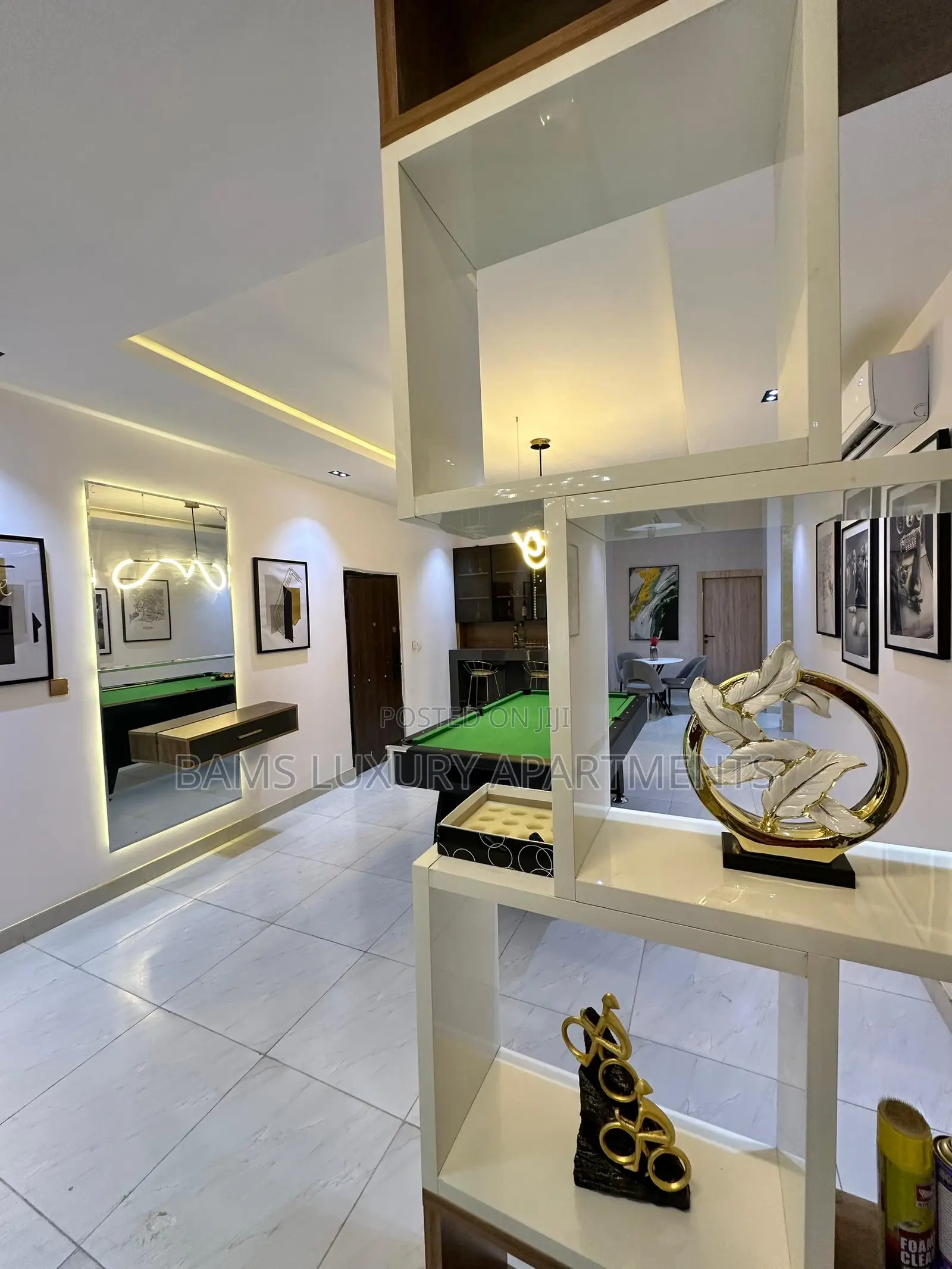 Nice Apartment With Waterfront at Ikoyi
