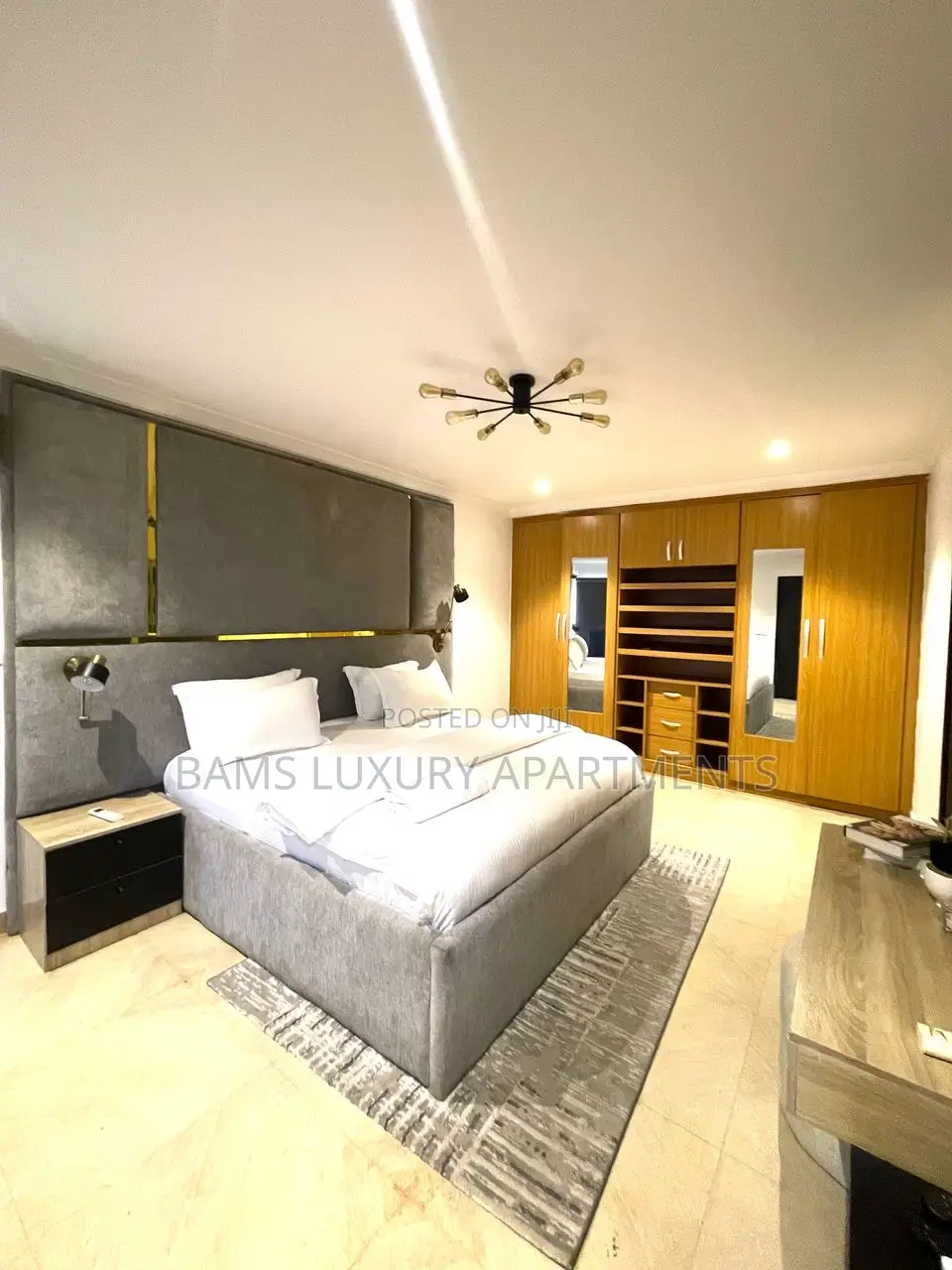 The Contemporary Two Beds Apartment