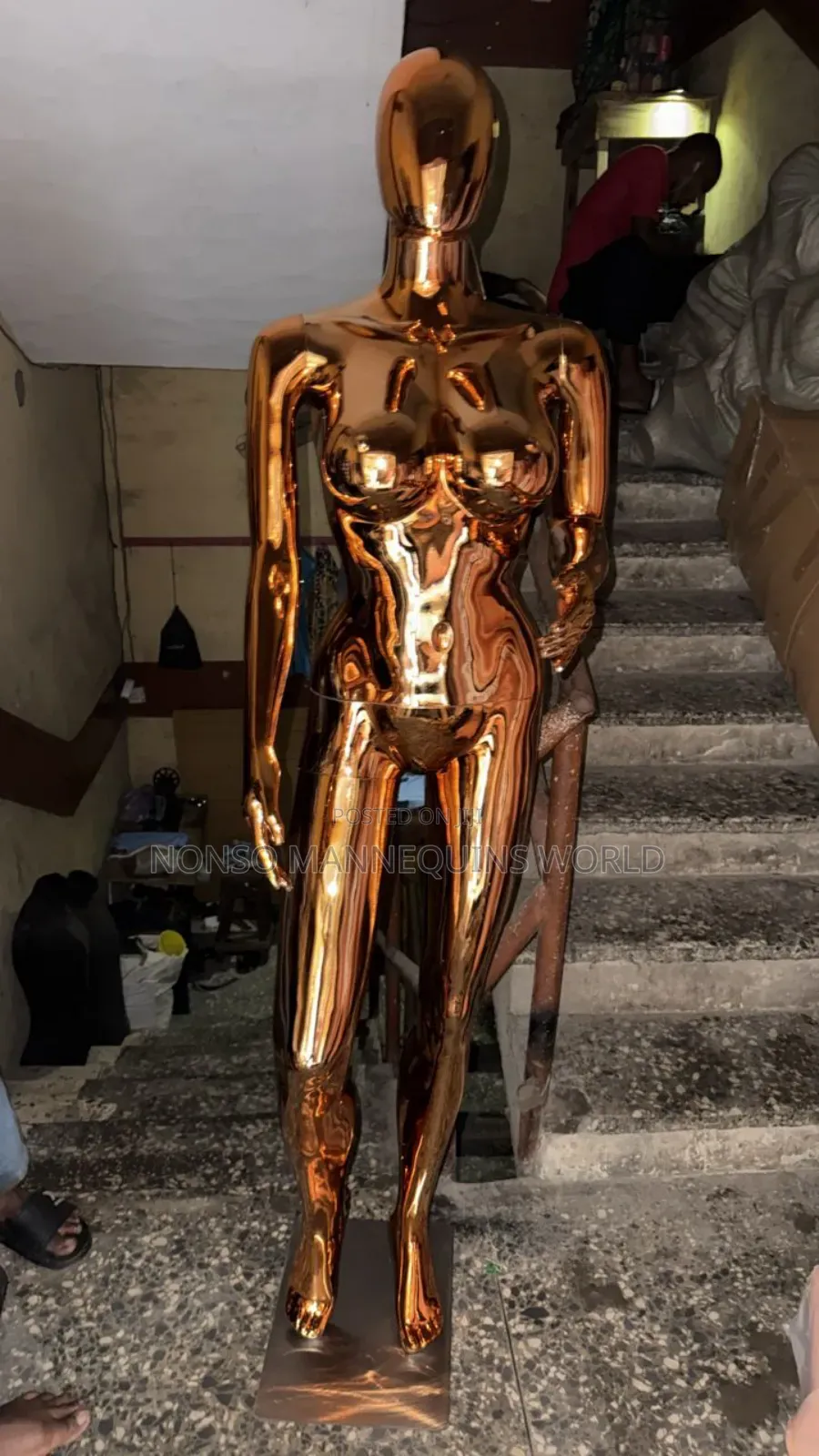 Size 12 Rose Gold Female Mannequin