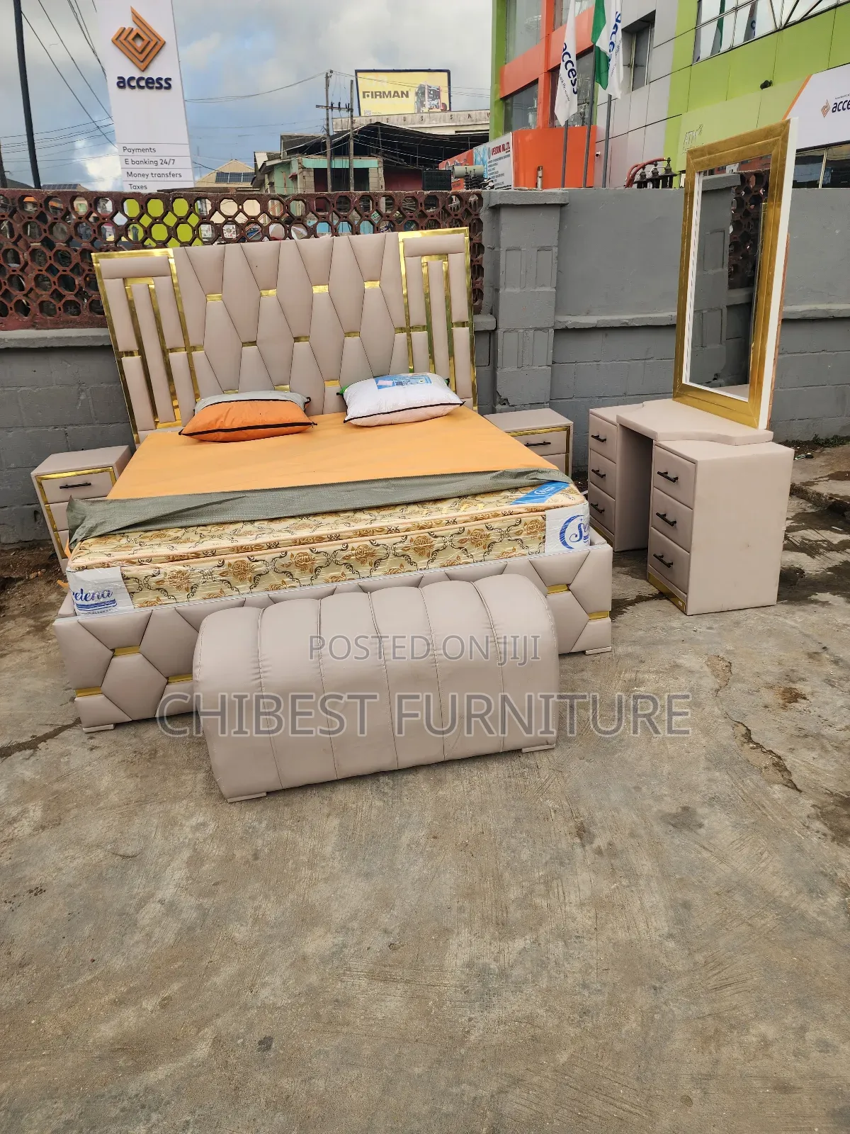 Brand New Leather 6by6 Bed With Full Accessories.