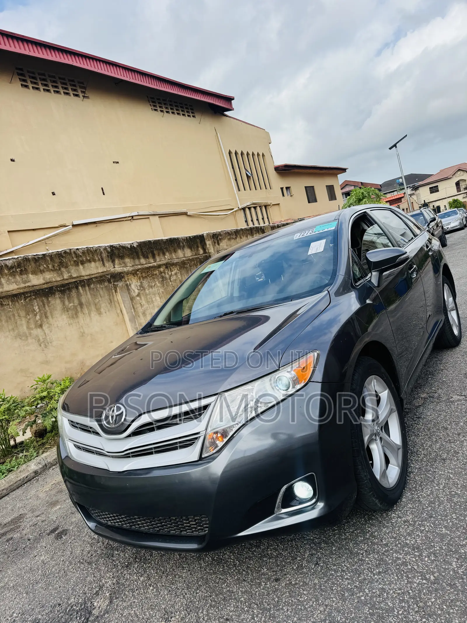 Toyota Venza LE AWD V6 2013 Gray