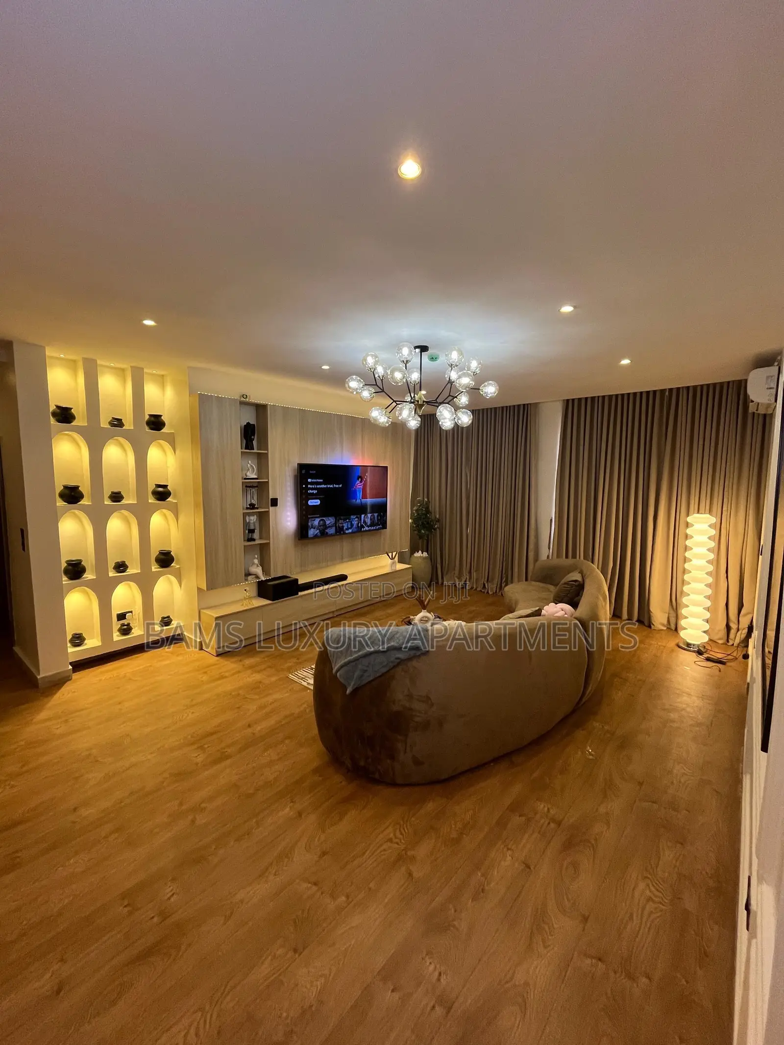 Browiey Two Beds Apartments at the Island