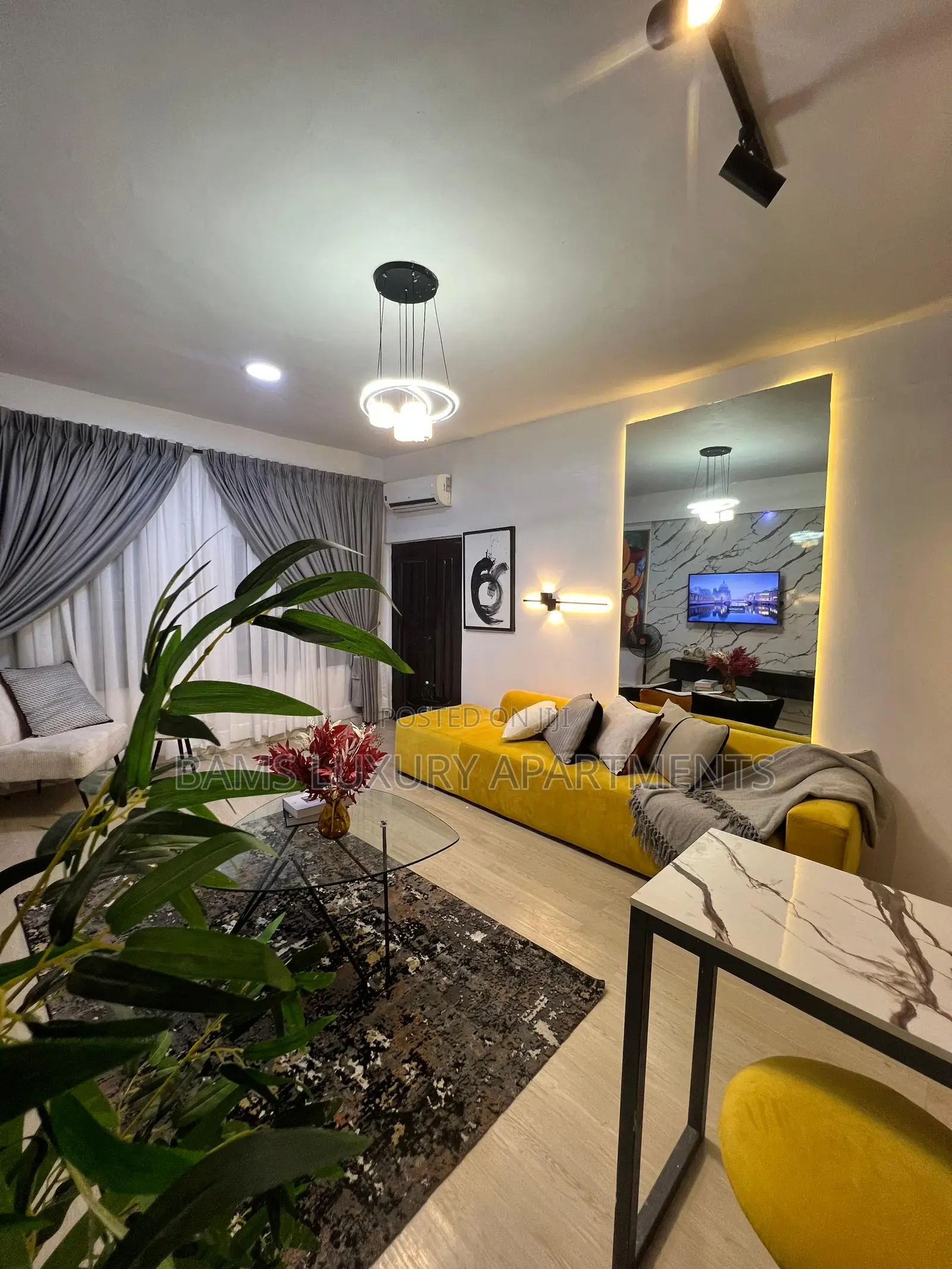 Stylishly One Bed at Chevron
