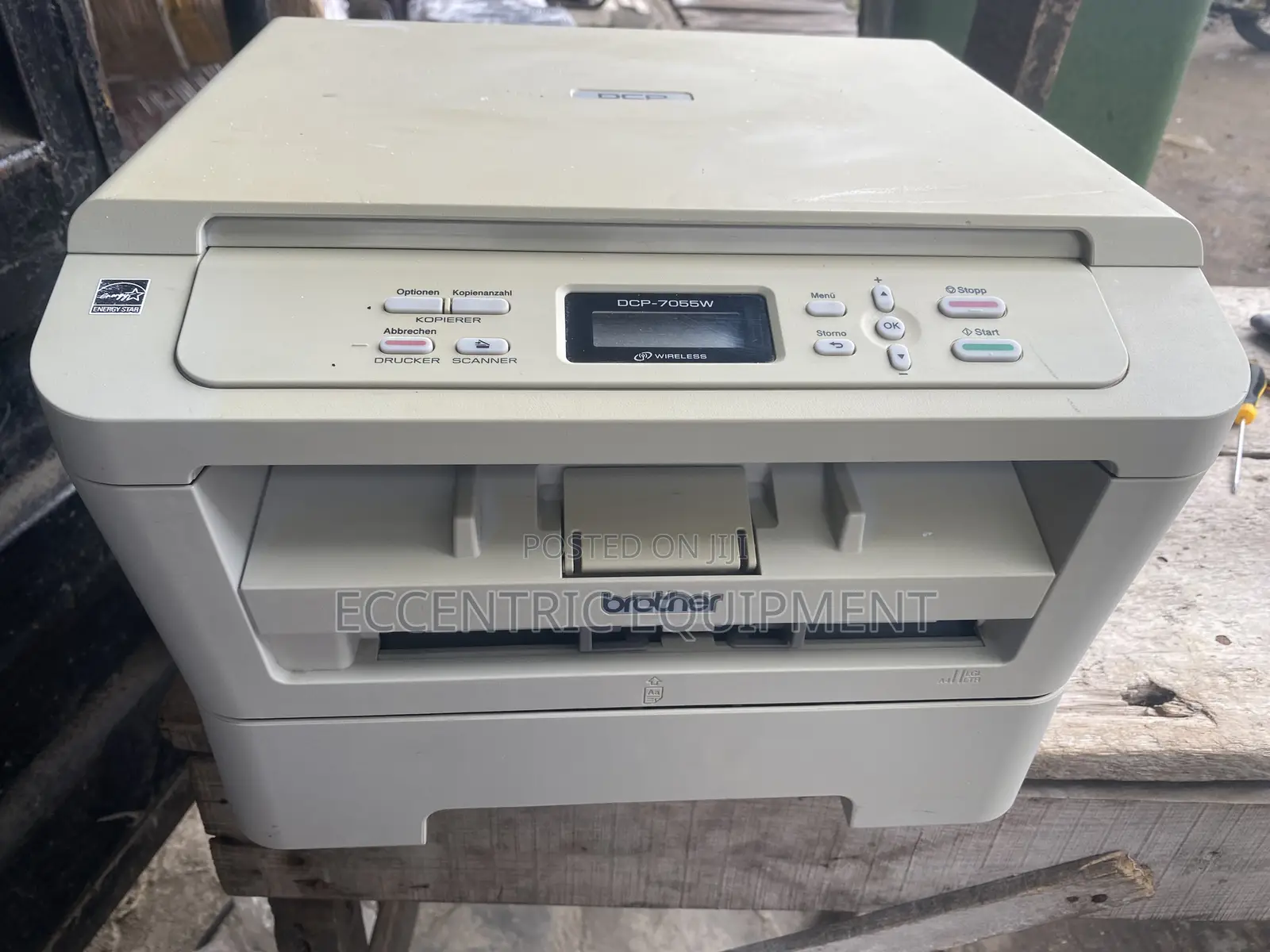 Brother DCP 7055w Photocopy Machine