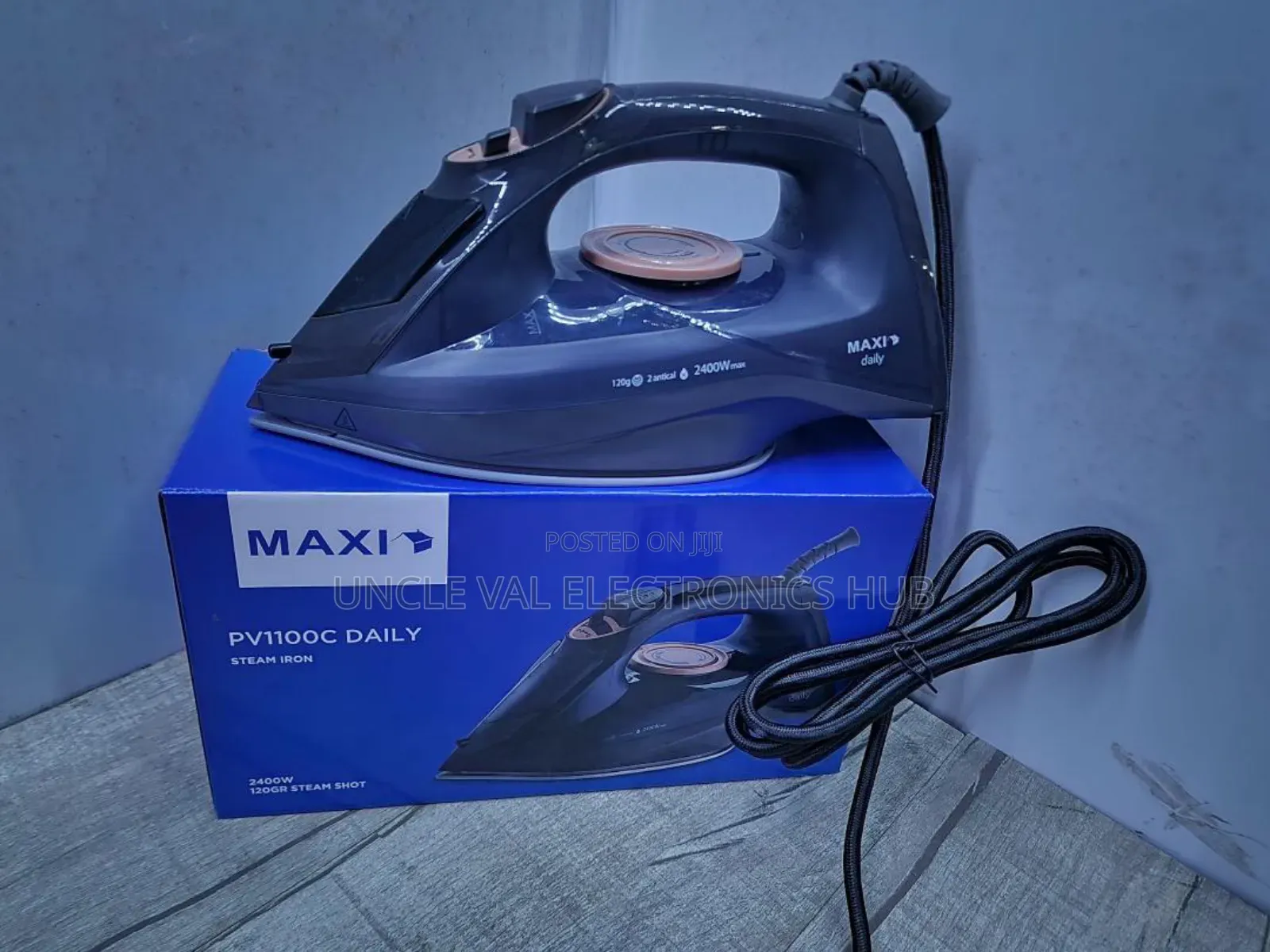 Maxi Steam Iron (Pv1100c)