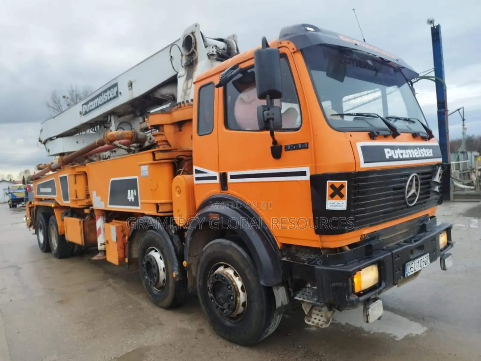 Clean Foreign Used Mercedes Pump Truck