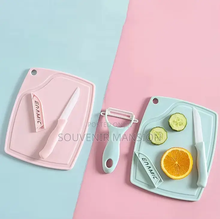 3pcs Kitchen Accessories With Knife and Chopping Board