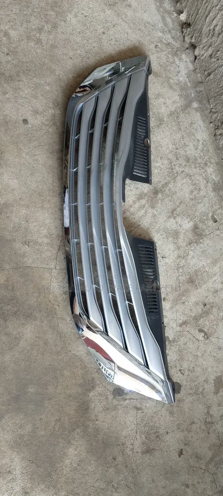 Front Grill For Toyota Sienna 2012
