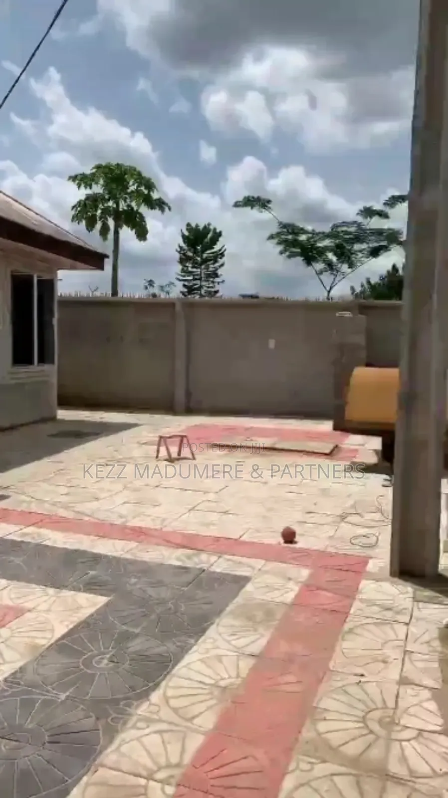 4bdrm Bungalow in Off Eneka Eliozu for sale