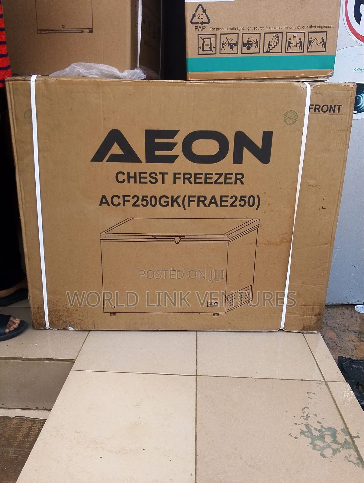 Aeon Chest Freezer 250 Liters Fast Freezing and Deep Cooling