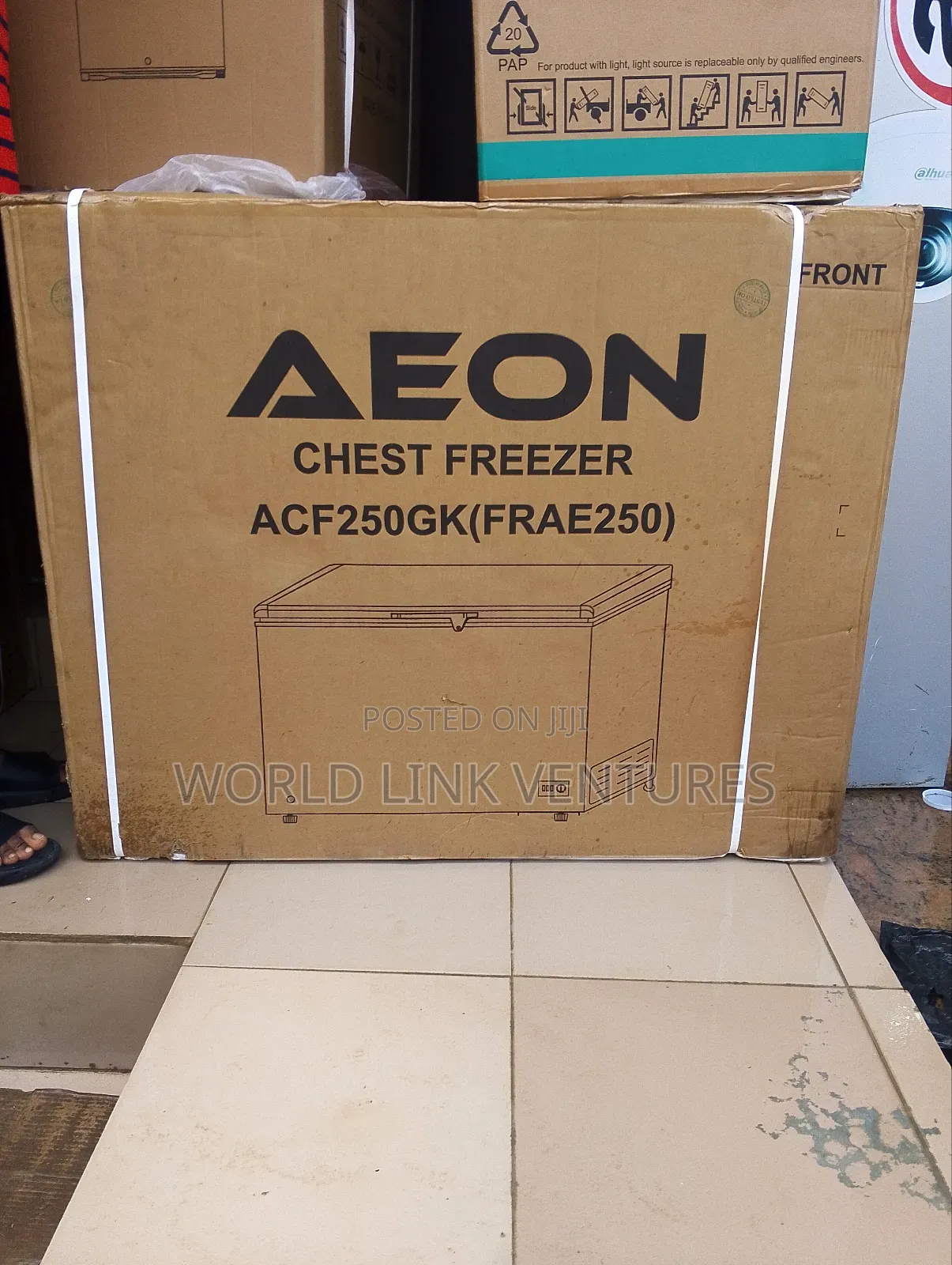 Aeon Chest Freezer 250 Liters Fast Freezing and Deep Cooling