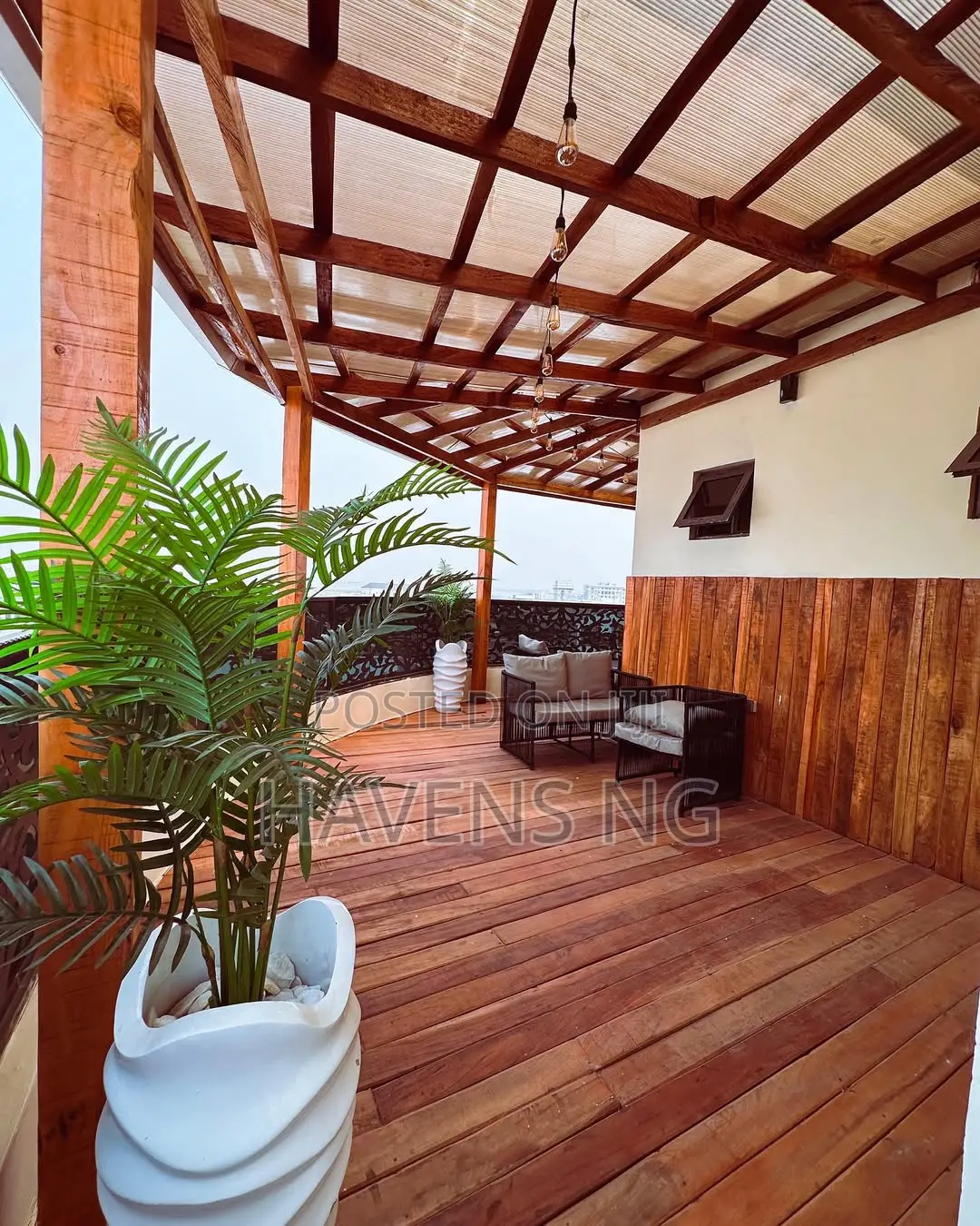 Exquisite 3-Bedroom Penthouse